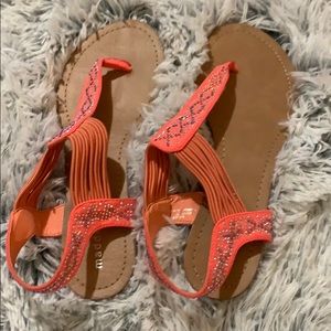 madden girl sandals size 9